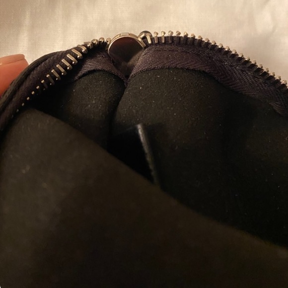 Givenchy pouch - Picture 4 of 5